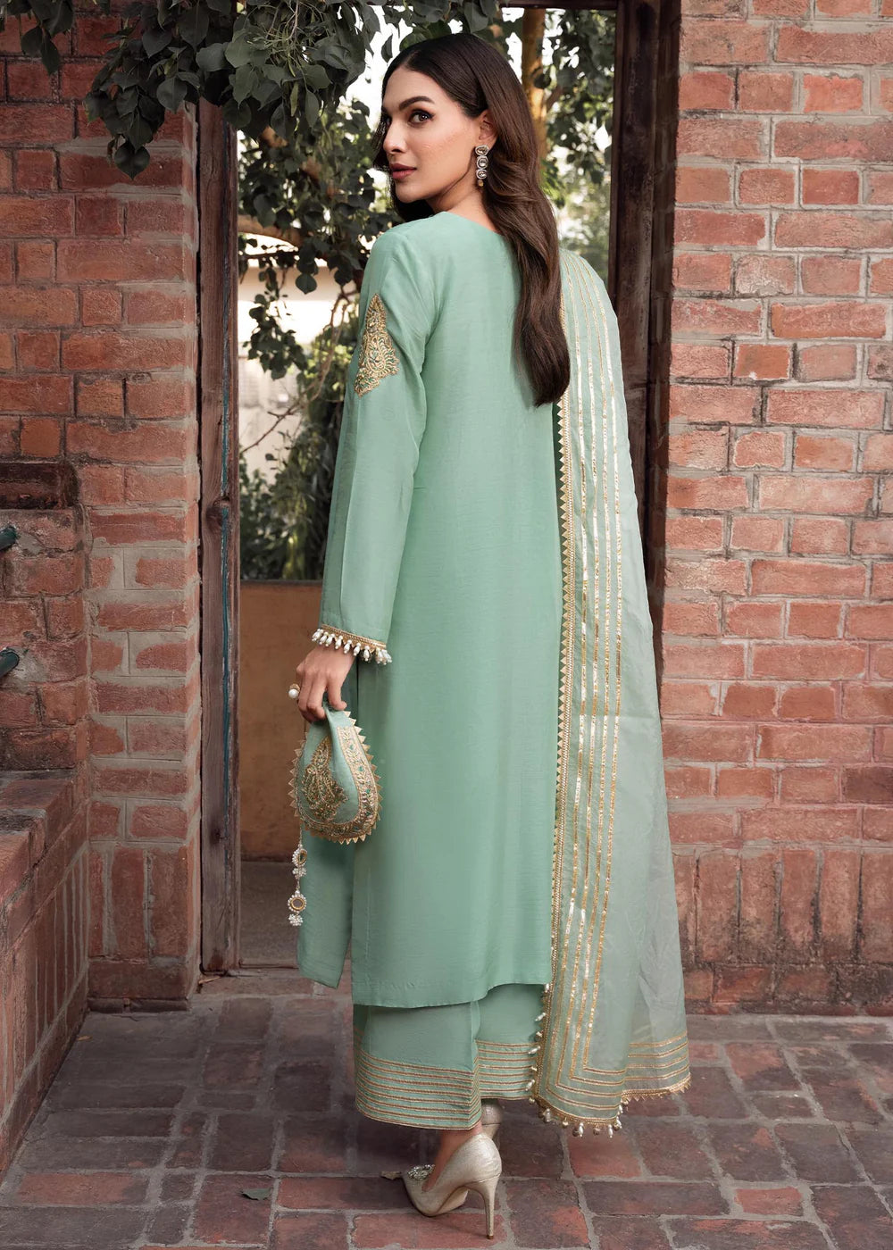 Zareen | Mint Green Khaddi Silk Embroidered Suit