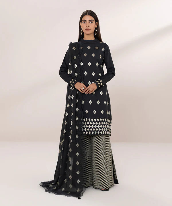 3 Piece | Black Lawn Embroidered Suit
