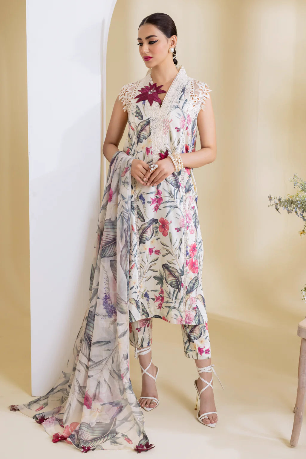 Trumpet | Printed Floral Lawn
