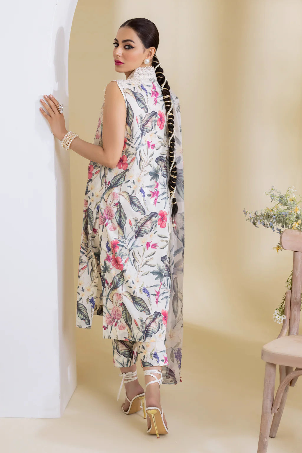 Trumpet | Printed Floral Lawn