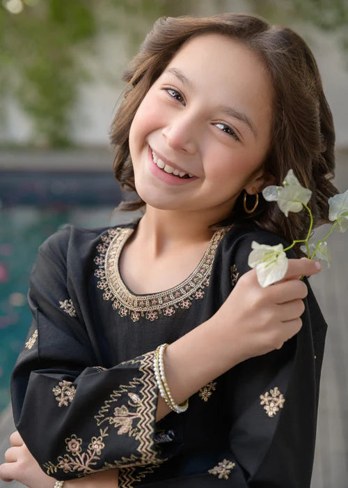 Arin | Girls Black Embroidered Kurta Set
