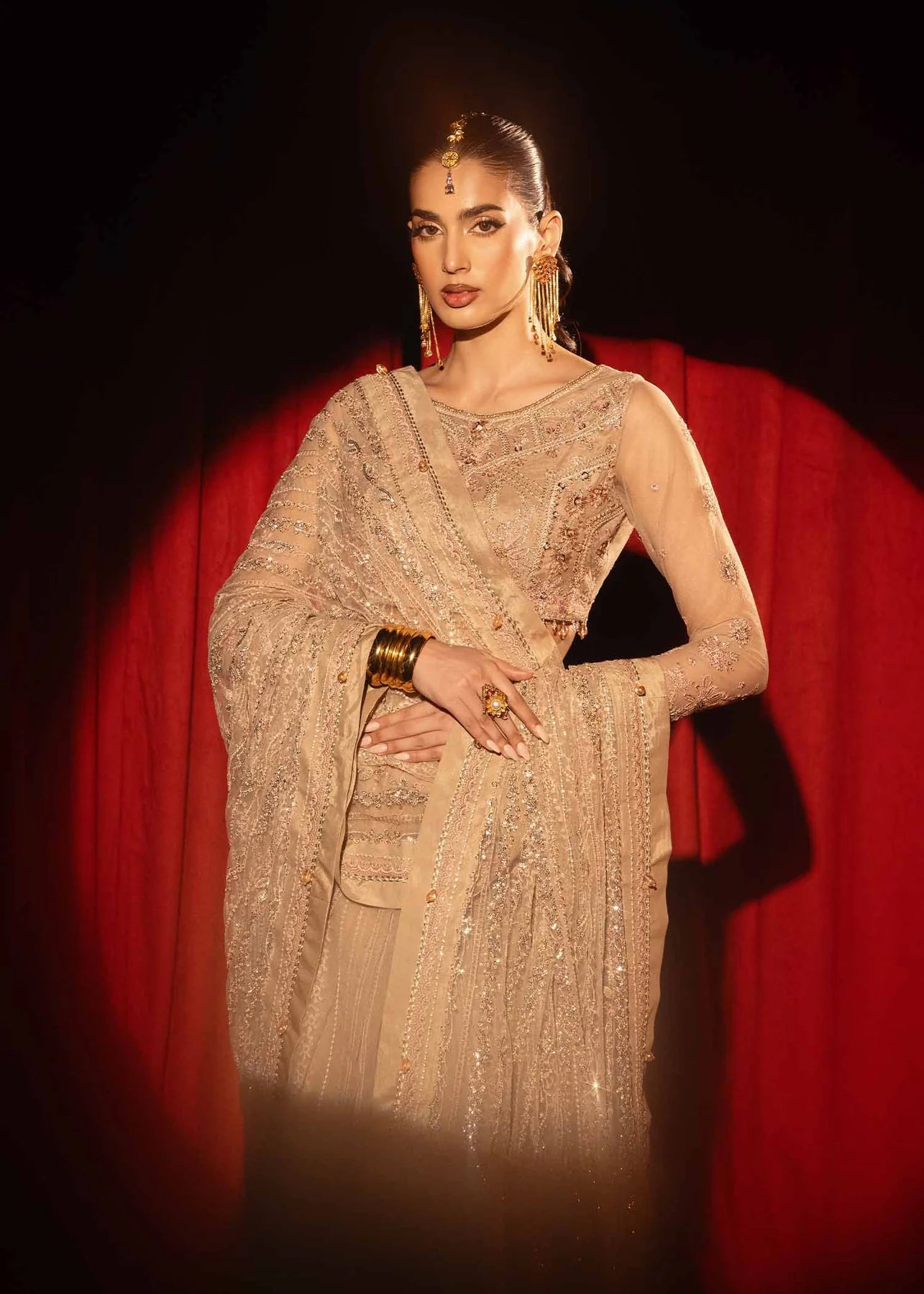 Zar-E-Sahar | Ivory Gold Embroidered Handmade Net Saree