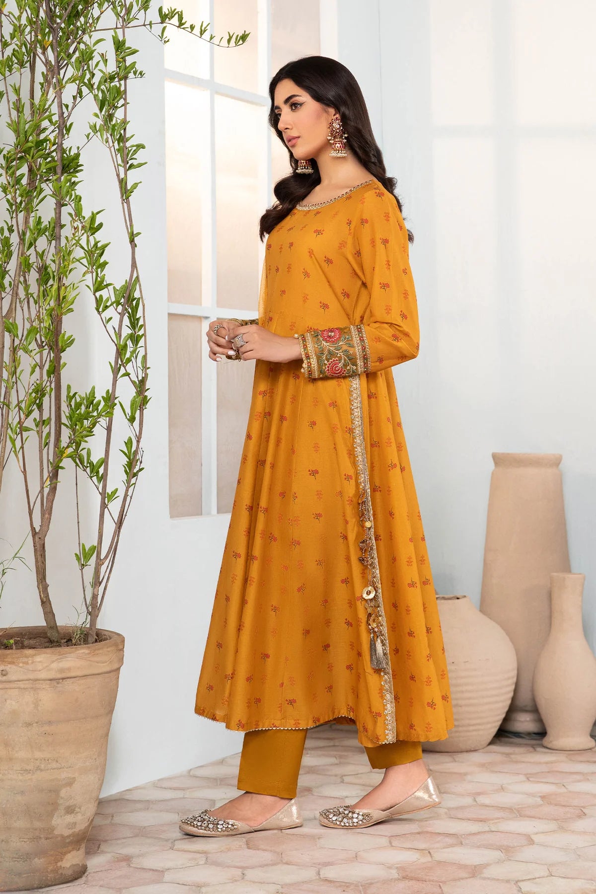 Maria B | Luxury Pret Embroidered Lawn