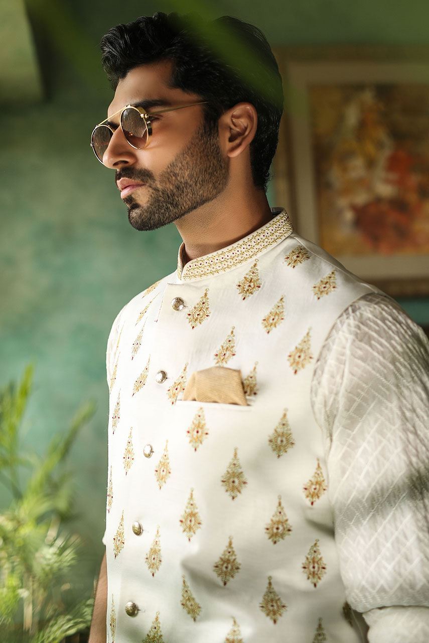 Luxury White Embroidered Chiffon Kurta Pajama Set