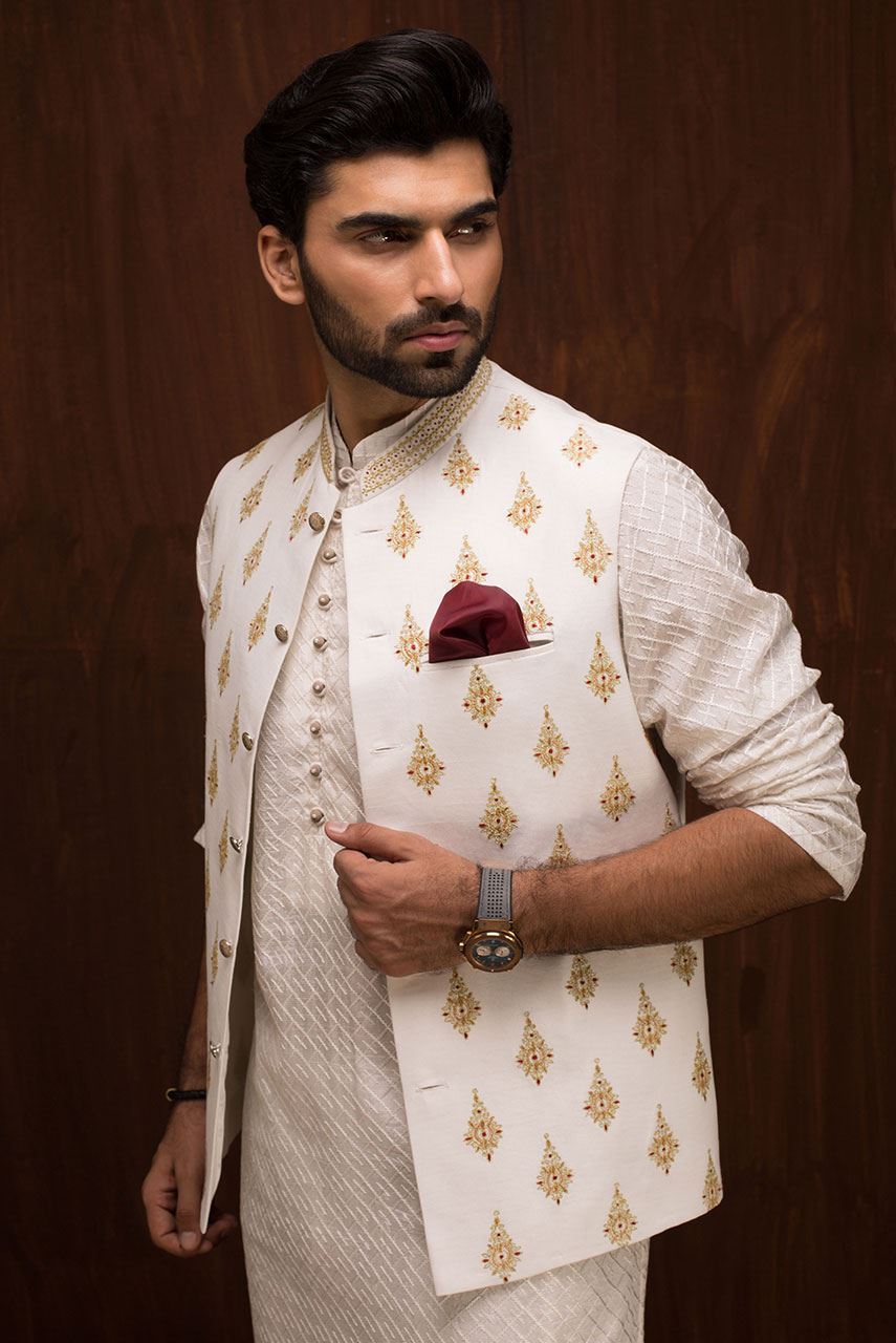 Luxury White Embroidered Chiffon Kurta Pajama Set