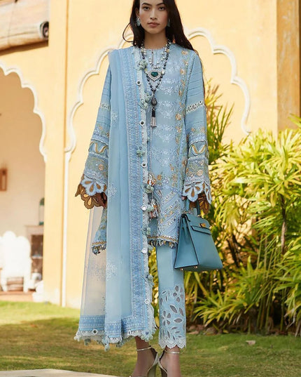 ÉLAN | Summer Lawn in Ice Blue