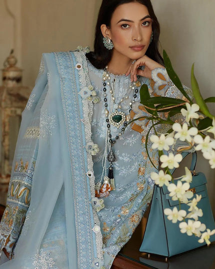 ÉLAN | Summer Lawn in Ice Blue