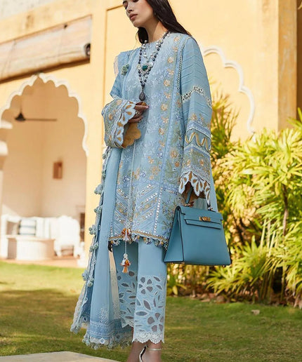ÉLAN | Summer Lawn in Ice Blue