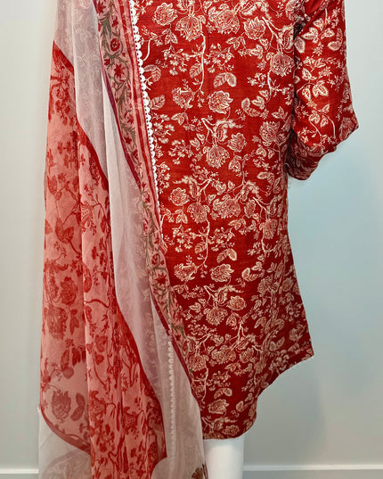 Khaadi Ruby Floral Printed Khaddar Shirt with Dupatta