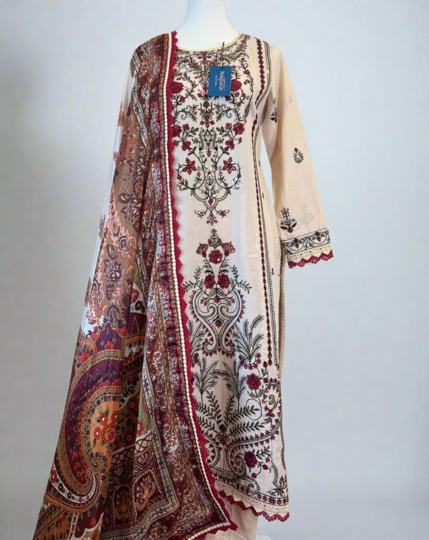 Asim Jofa | 3 Piece | Embroidered Cambric and Silk Suit
