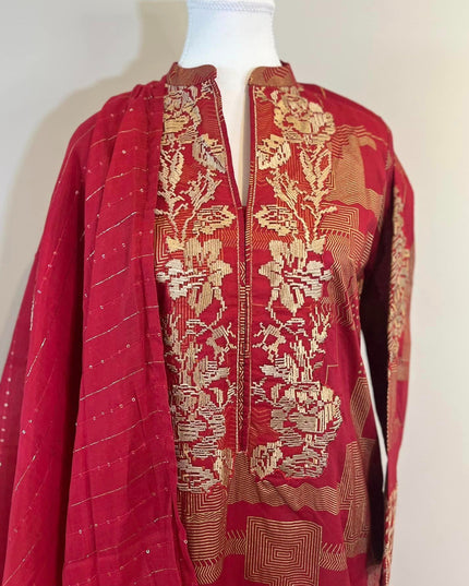 2 Piece | Nishat Linen Gold Printed Embroidered Suit