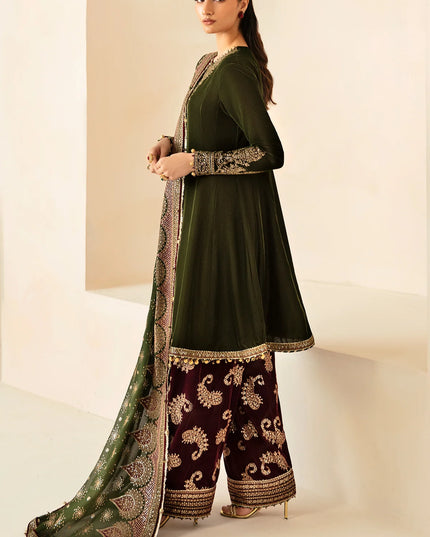 Jasmin | Green Embroidered Velvet Suit
