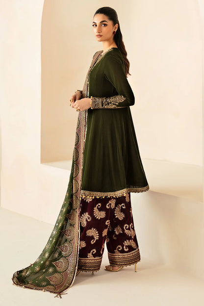Jasmin | Green Embroidered Velvet Suit