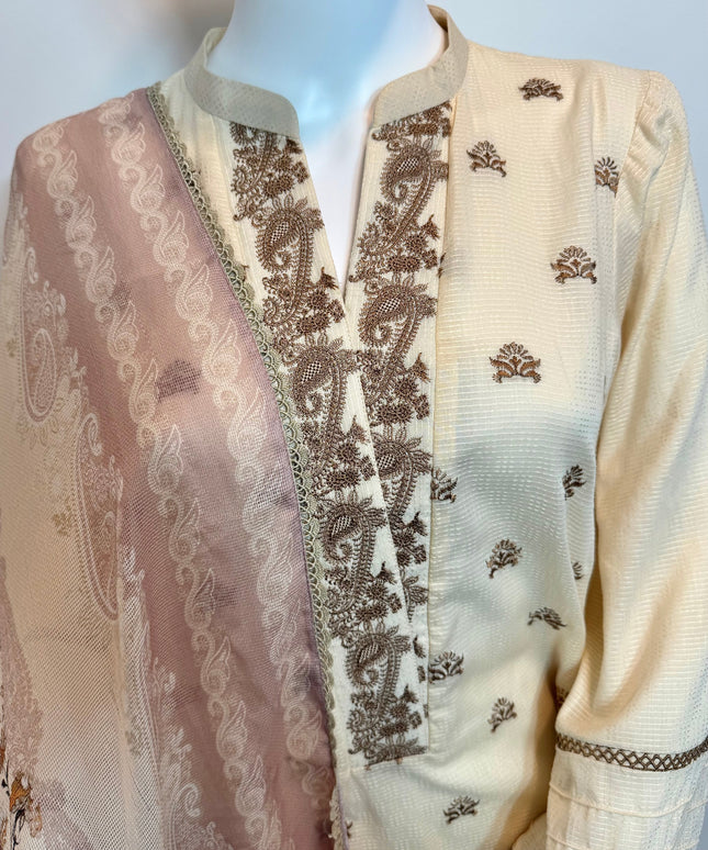 Khaadi Cream & Blush Embroidered Khaddar Shirt with Dupatta