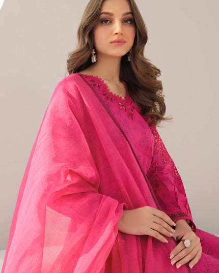 BAROQUE | Embroidered Lawn in Pink
