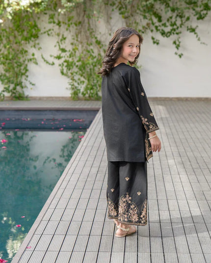 Arin | Girls Black Embroidered Kurta Set