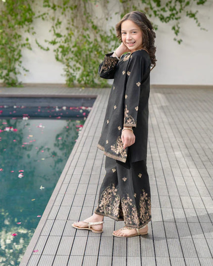Arin | Girls Black Embroidered Kurta Set