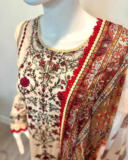 Asim Jofa Ivory Rose Embroidered 3-Piece Suit