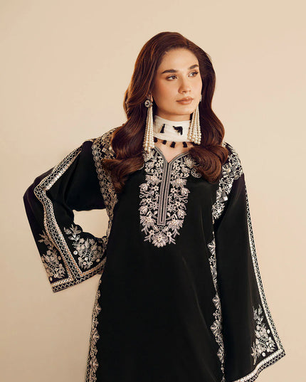 Dania | Black and White Embroidered Suit