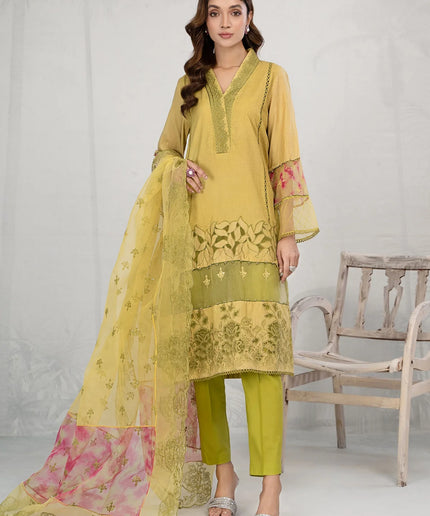 Maria B | Luxury Pret Embroidered Lawn