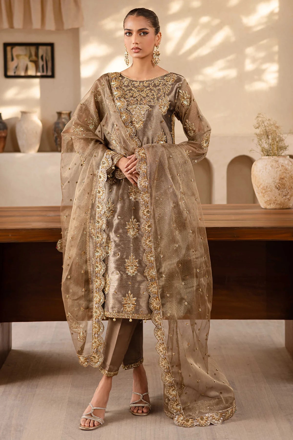 Raveen | Embroidered Zari Mesoury Embellished Suit