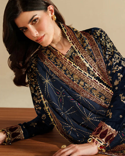 Jiyaan | Pure Velvet Embroidered Suit
