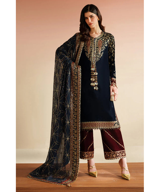 Jiyaan | Pure Velvet Embroidered Suit