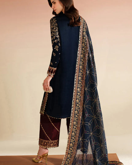 Jiyaan | Pure Velvet Embroidered Suit
