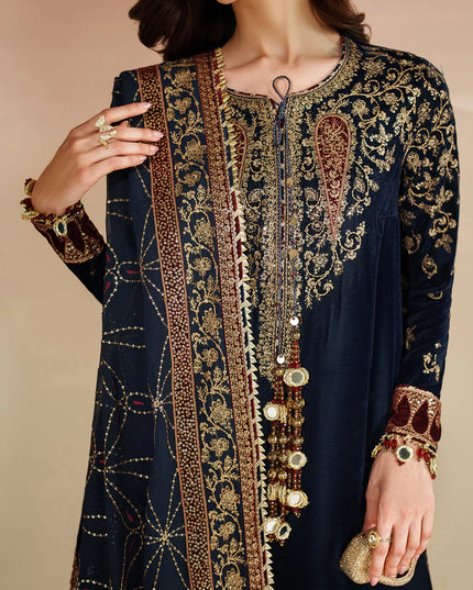 Jiyaan | Pure Velvet Embroidered Suit