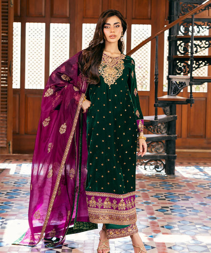 Esha | Emerald Green Velvet Hand Embroidered Suit
