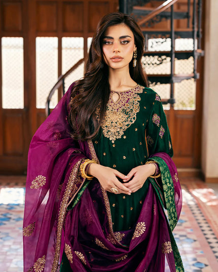 Esha | Emerald Green Velvet Hand Embroidered Suit