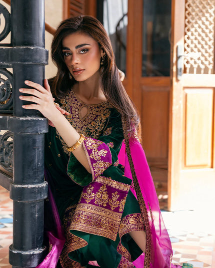 Esha | Emerald Green Velvet Hand Embroidered Suit