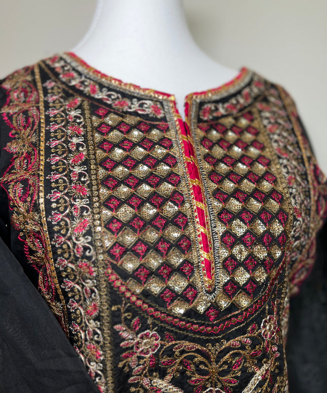 Asim Jofa | 1 Piece | Embroidered Embellished Zari Kurti in Black