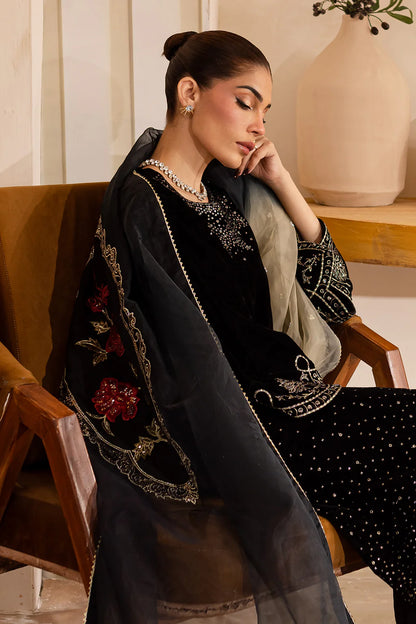 Kaavi | Black Velvet Embroidered Sequined Suit