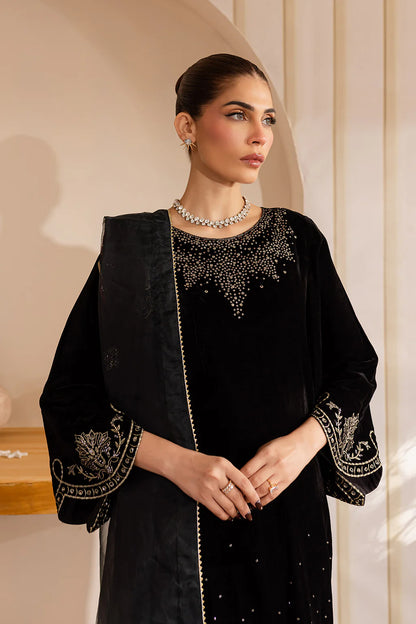 Kaavi | Black Velvet Embroidered Sequined Suit