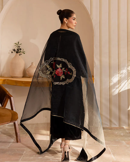 Kaavi | Black Velvet Embroidered Sequined Suit