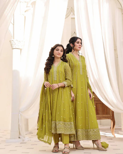 Kashish | Girls Green Chiffon Embroidered Pishwas