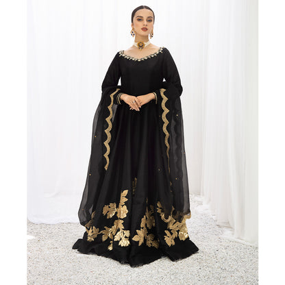 PARIZA | Black Embellished Silk Kalidar Pishwas