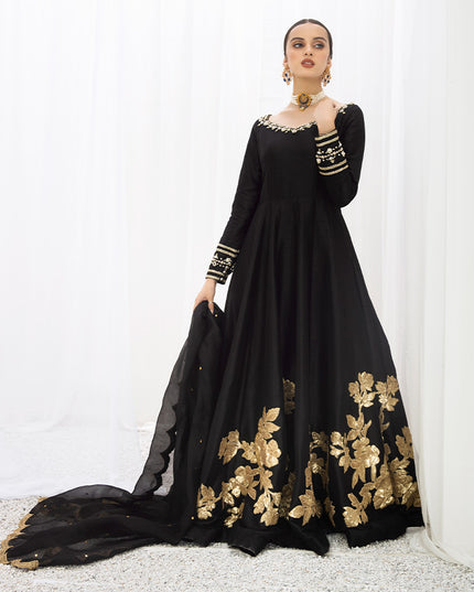 PARIZA | Black Embellished Silk Kalidar Pishwas