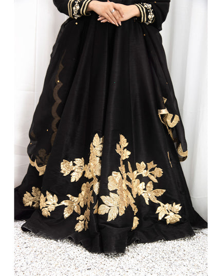 PARIZA | Black Embellished Silk Kalidar Pishwas