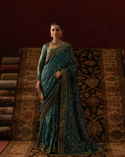 Sitaara | Emerald Green Medium Silk Saree