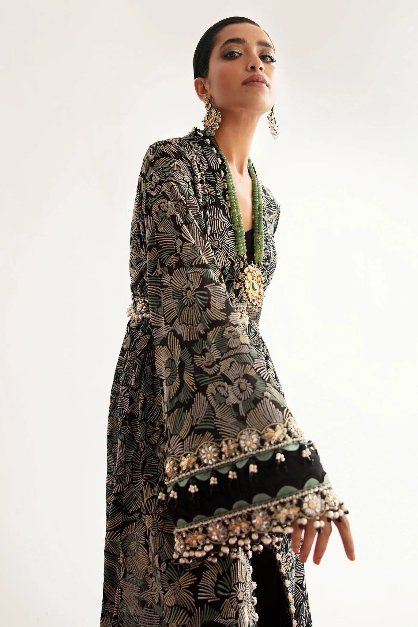 ÉLAN | Chiffon Kaftan in Black