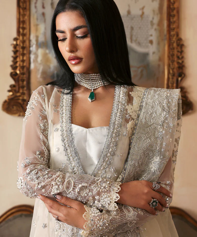 Zaunisa | White Organza Hand Embroidered Sharara
