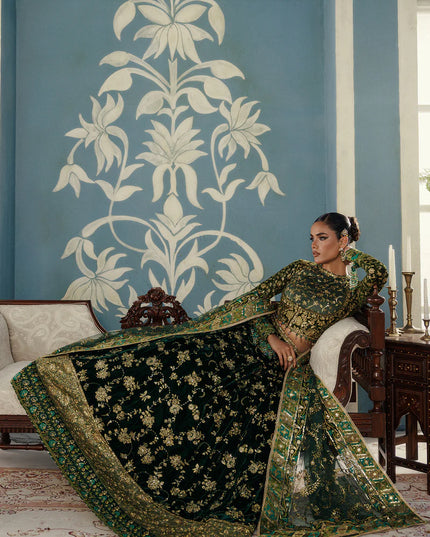 Aman | Emerald Green Velvet Embroidered Wedding Dress