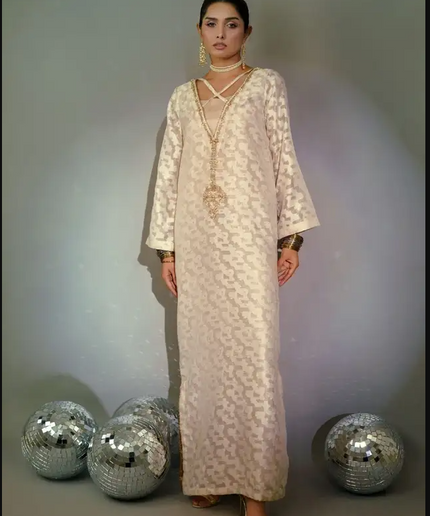 Minutiae | Off White Embroidered Jacquard Net Kaftan